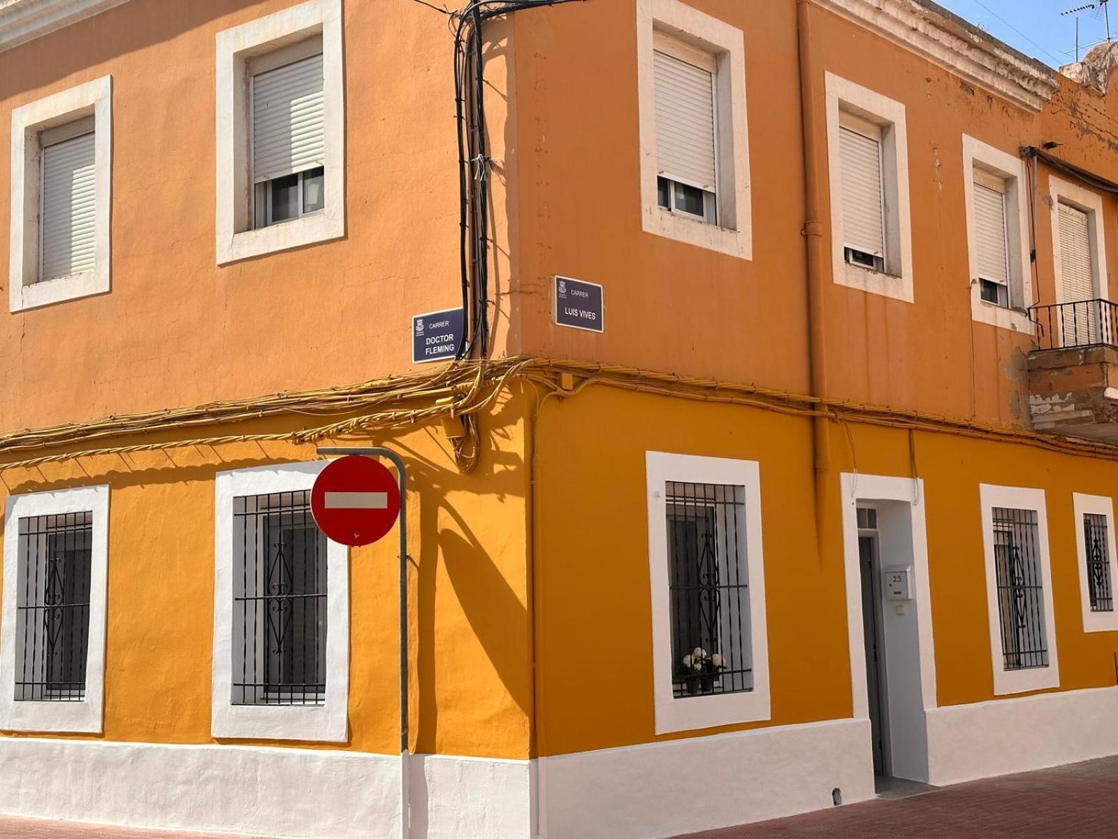 Apartaestudio Muy Proximo Valencia บูร์จาซ็อต ภายนอก รูปภาพ